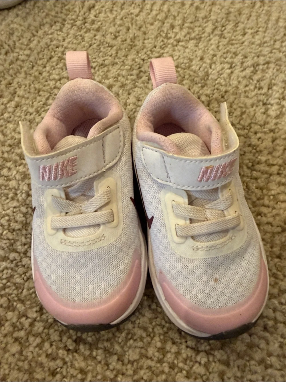 Nike Kids White and Pink Sneakers size 5C